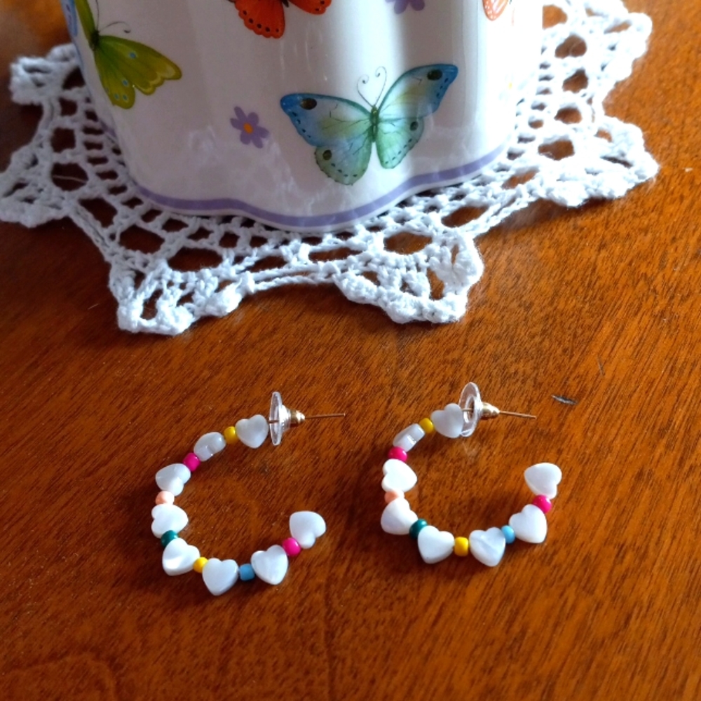 💕 Mother-of-Pearl White Hearts Hoop Post Earrings, multi-colored beads 💕